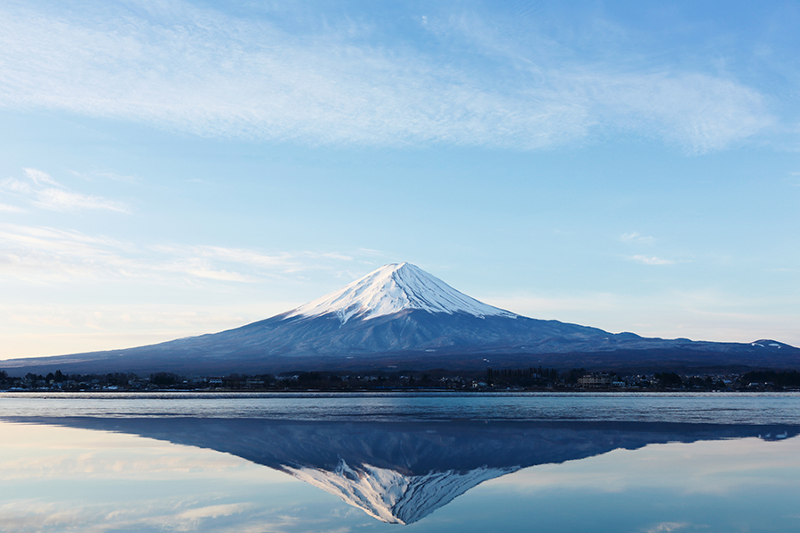 河口湖に映る富士山